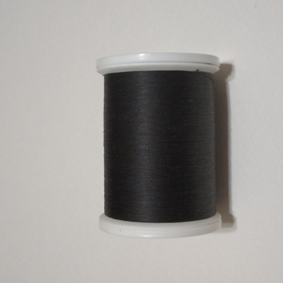 2/$20 YLI Select 222-05 Long Staple Cotton Thread Black 1000yd 758549816001 - Picture 3 of 3